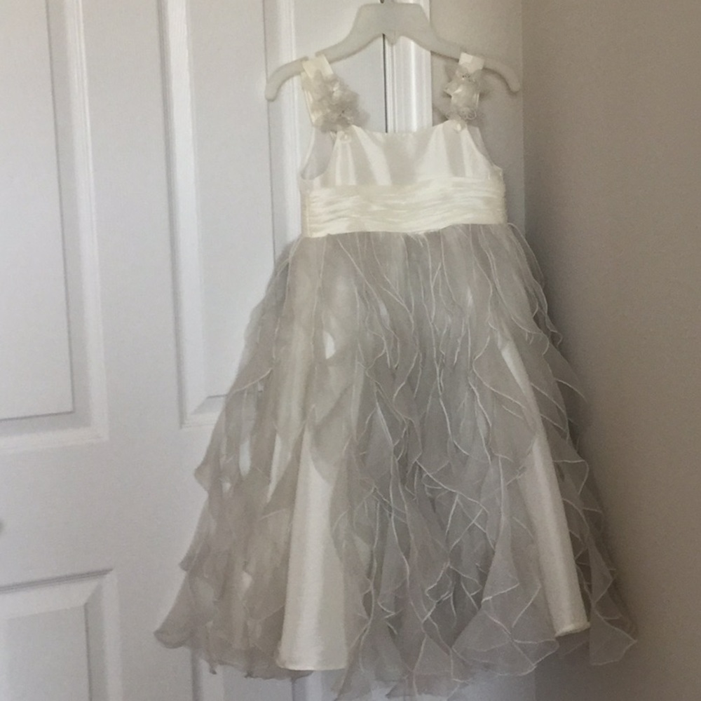 🤍White wedding dress from Alfred🤍